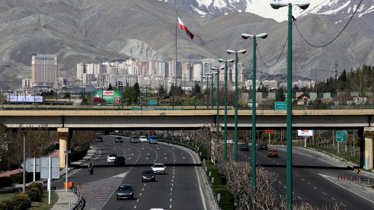 فرار 23 معتقلاً إثر تمرد بسجن في إيران قبل ساعات من السنة الجديدة 