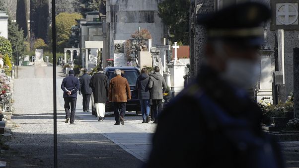Coronavirus: nuova stretta del governo Coronavirus: nuova stretta del governo
