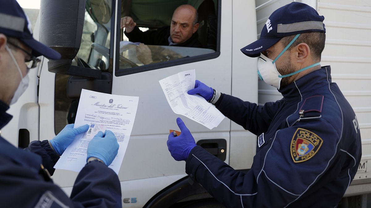 Gobernadores de Italia piden medidas más duras ante casos de desobediencia a la cuarentena