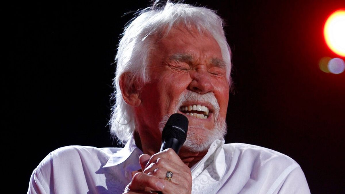 Kenny Rogers performs at the 2012 CMA Music Festival in Nashville, Tenn, June, 9, 2012.