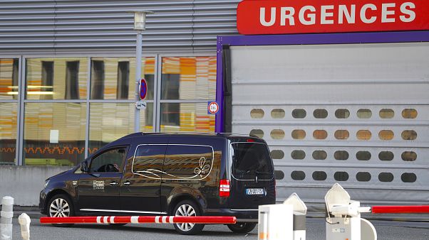 Koronavírusos megbetegedésben meghalt egy francia orvos Koronavírusos megbetegedésben meghalt egy francia orvos