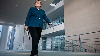 Angela Merkel a su llegada a una rueda de prensa sobre el coronavirus