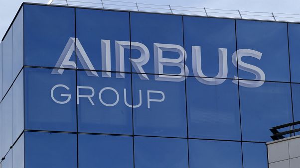 Airbus lancia l'allarme: compagnia a rischio per la crisi del Corona virus Airbus lancia l'allarme: compagnia a rischio per la crisi del Corona virus