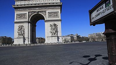 França reforça medidas de quarentena
