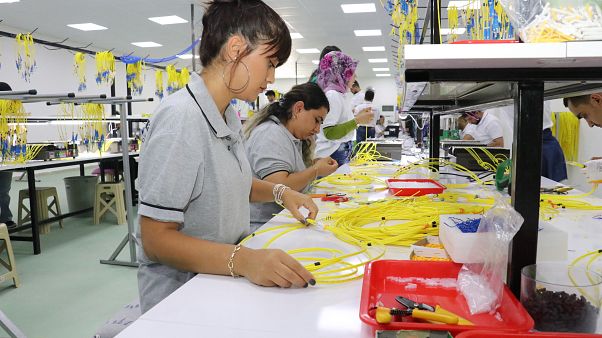 Kadın fabrika işçileri Kadın fabrika işçileri