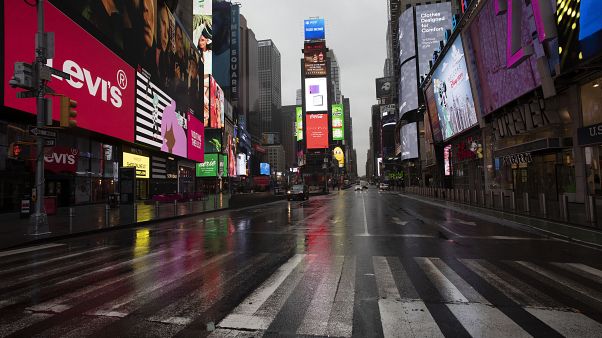 Times Square, en plein New York, comme on ne l'avait jamais vu, le 23 mars 2020 Times Square, en plein New York, comme on ne l'avait jamais vu, le 23 mars 2020