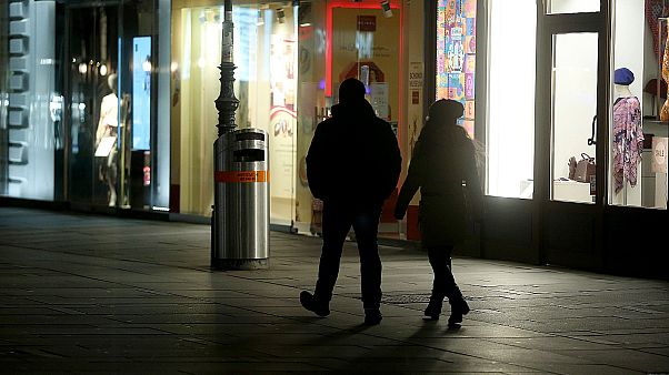 COVID-19: Εστιάτορας στις Άλπεις απέκρυψε τον «Ασθενή Μηδέν» της Ευρώπης; COVID-19: Εστιάτορας στις Άλπεις απέκρυψε τον «Ασθενή Μηδέν» της Ευρώπης;
