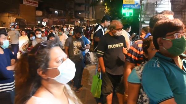 Coronavirus : l'Inde entame le plus grand confinement du monde Coronavirus : l'Inde entame le plus grand confinement du monde