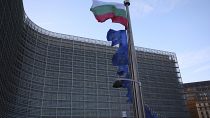 پرچم‌ بلغارستان در برابر ساختمان شورای اتحادیه اروپا در بروکسل