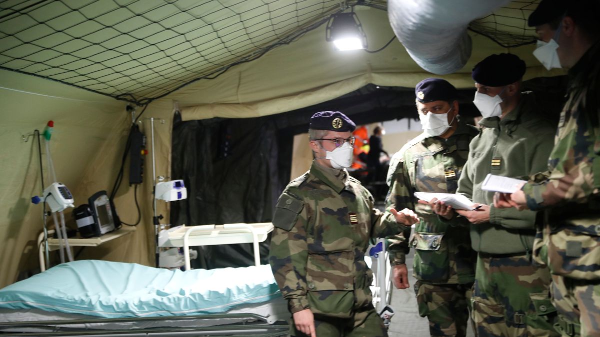 Fransız askerlerin kurduğu sahra hastanesi - Fransa