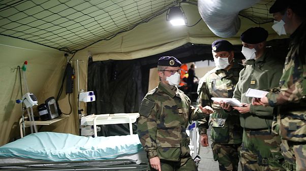 Fransız askerlerin kurduğu sahra hastanesi - Fransa Fransız askerlerin kurduğu sahra hastanesi - Fransa