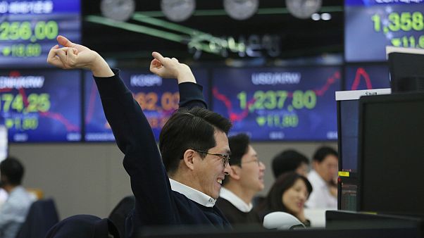 Dow Jones Endeksi 1933'ten beri en sert yükselişini gerçekleştirdi, Asya borsaları da yükselişte Dow Jones Endeksi 1933'ten beri en sert yükselişini gerçekleştirdi, Asya borsaları da yükselişte