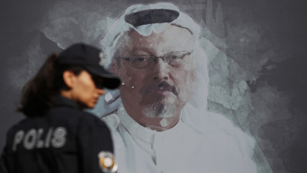 Khashoggi-Porträt nahe des saudischen Konsulats in Istanbul
