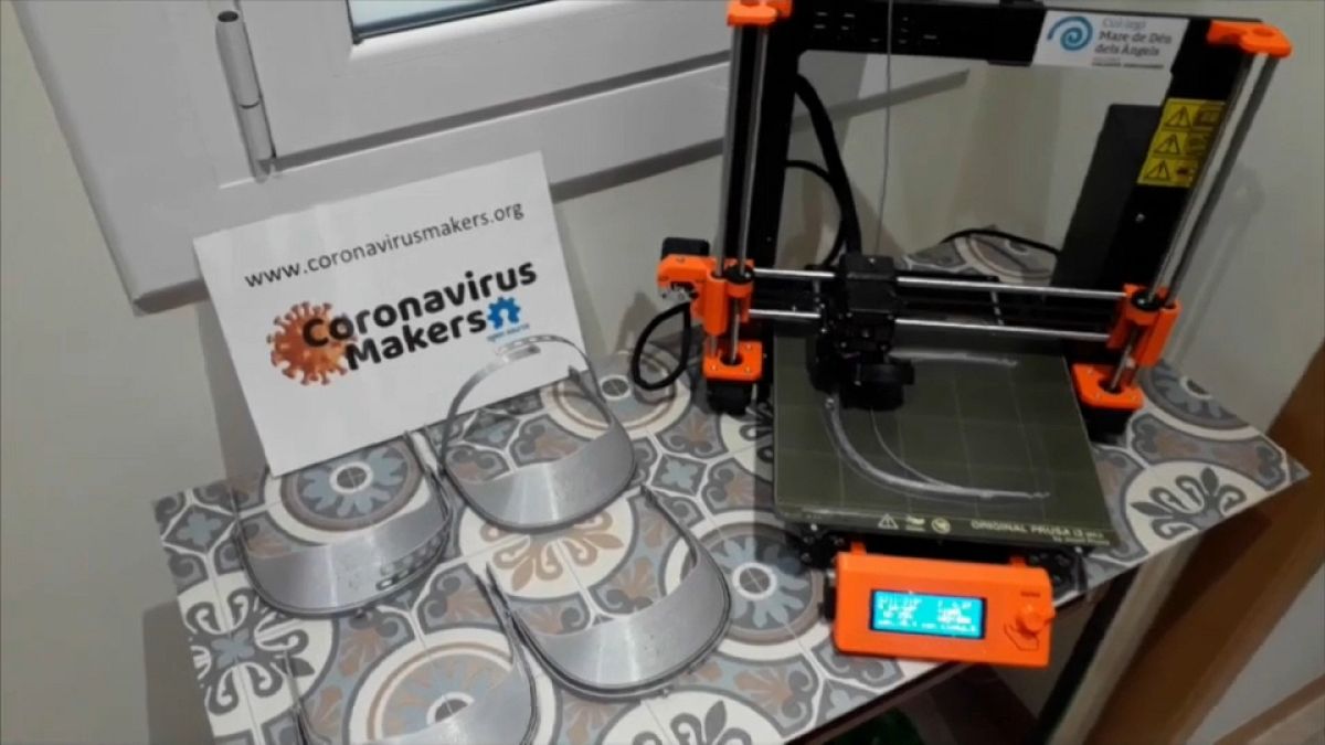 Coronavirus: Impresoras 3D frente a la escasez de material sanitario 