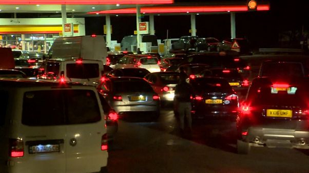 Stau an der österreichisch-ungarischen Grenze Stau an der österreichisch-ungarischen Grenze