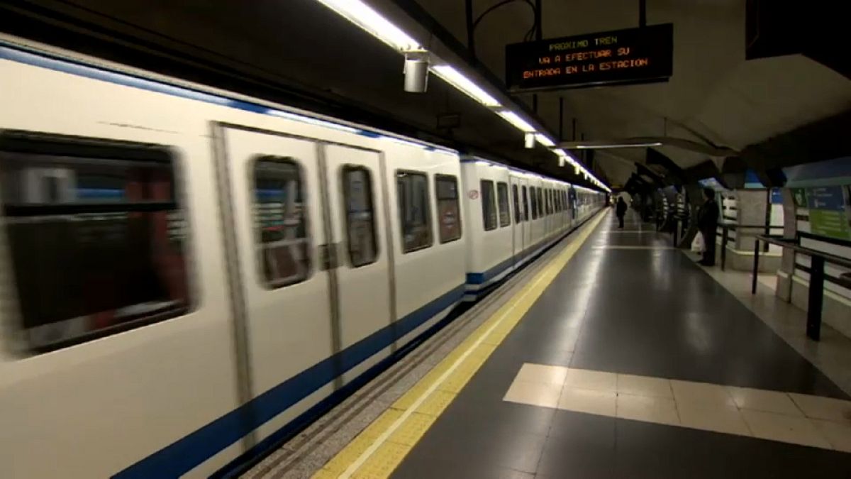 Un 90% menos de viajeros en el transporte público de Madrid y Barcelona