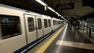 Un 90% menos de viajeros en el transporte público de Madrid y Barcelona