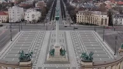 Drónfelvételek az üres Budapestről