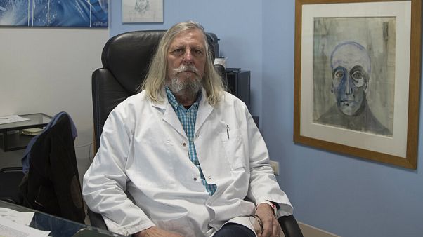 klorikin ilacının Covid-19 tedavisinde işe yaradığını ortaya koyan doktor Didier Raoult 'ölüm tehditleri alıyor' klorikin ilacının Covid-19 tedavisinde işe yaradığını ortaya koyan doktor Didier Raoult 'ölüm tehditleri alıyor'