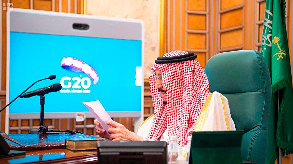 العاهل السعودي الملك سلمان بن عبد العزيز يترأس قمة العشرين عبر الفيديو كونفرنس