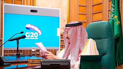 العاهل السعودي الملك سلمان بن عبد العزيز يترأس قمة العشرين عبر الفيديو كونفرنس