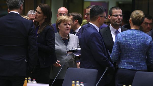Kein Geld für Italien: Merkel lehnt "Corona-Bonds" strikt ab Kein Geld für Italien: Merkel lehnt "Corona-Bonds" strikt ab