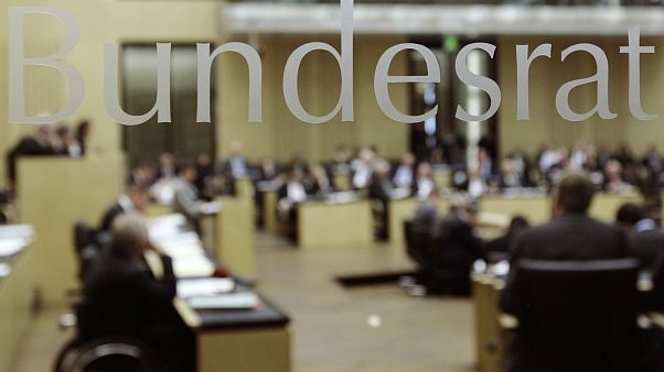156 Milliarden Euro: Bundesrat verabschiedet Corona-Hilfspaket 156 Milliarden Euro: Bundesrat verabschiedet Corona-Hilfspaket
