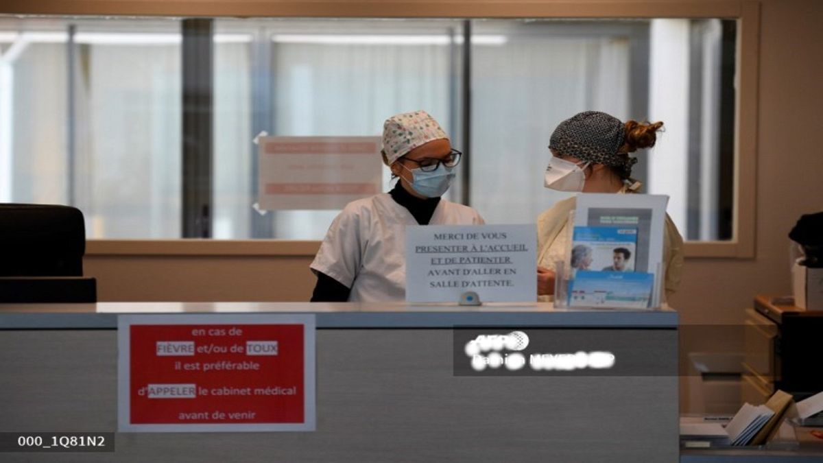 الحكومة الفرنسية تعد بإجراء مليوني اختبار بفيروس كورونا الشهر المقبل