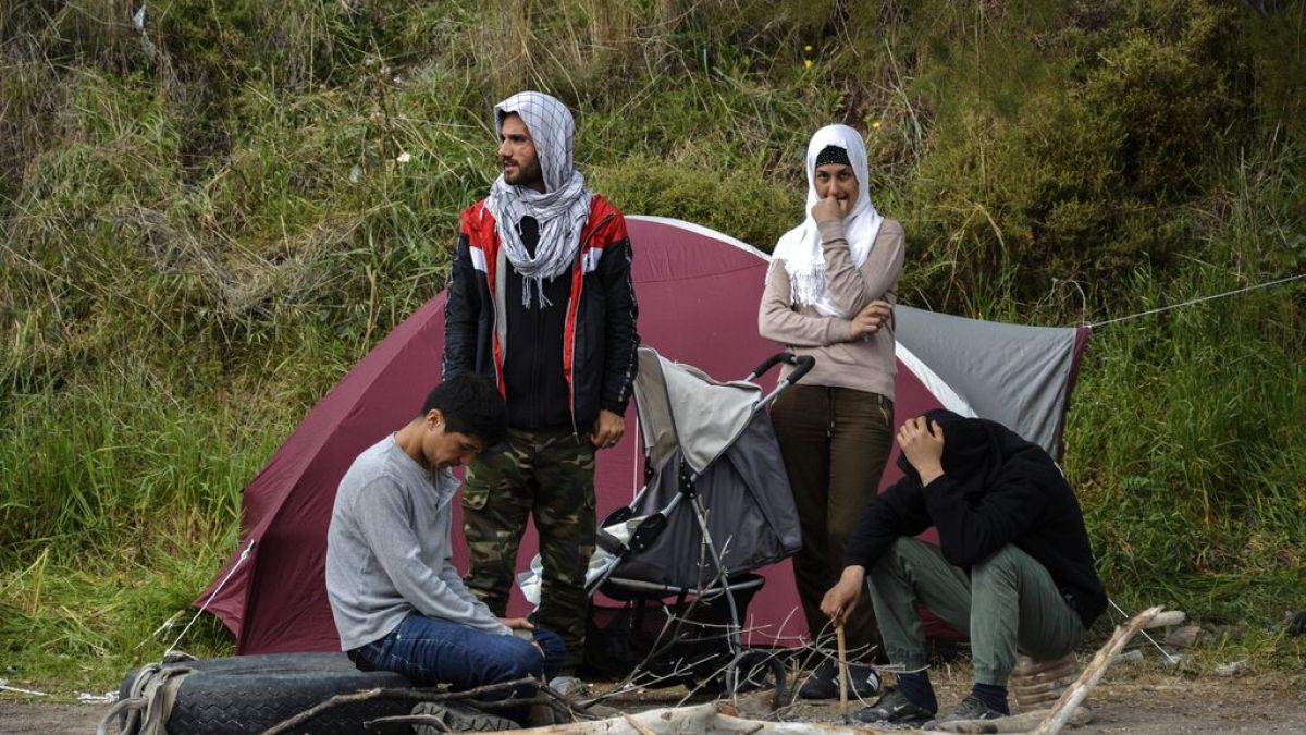 Νεοαφιχθέντες πρόσφυγες στη Λέσβο 
