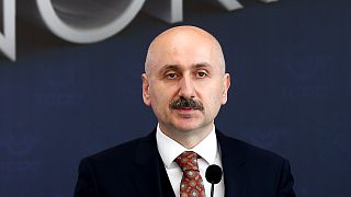 Cumhurbaşkanlığı Kararı ile Ulaştırma ve Altyapı Bakanı Mehmet Cahit Turhan'ın görevine son verilerek, yerine Adil Karaismailoğlu (fotoğrafta) atandı