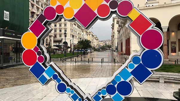 Θεσσαλονίκη: Πόλη-φάντασμα στα χρόνια του κορονοϊού (vid) Θεσσαλονίκη: Πόλη-φάντασμα στα χρόνια του κορονοϊού (vid)
