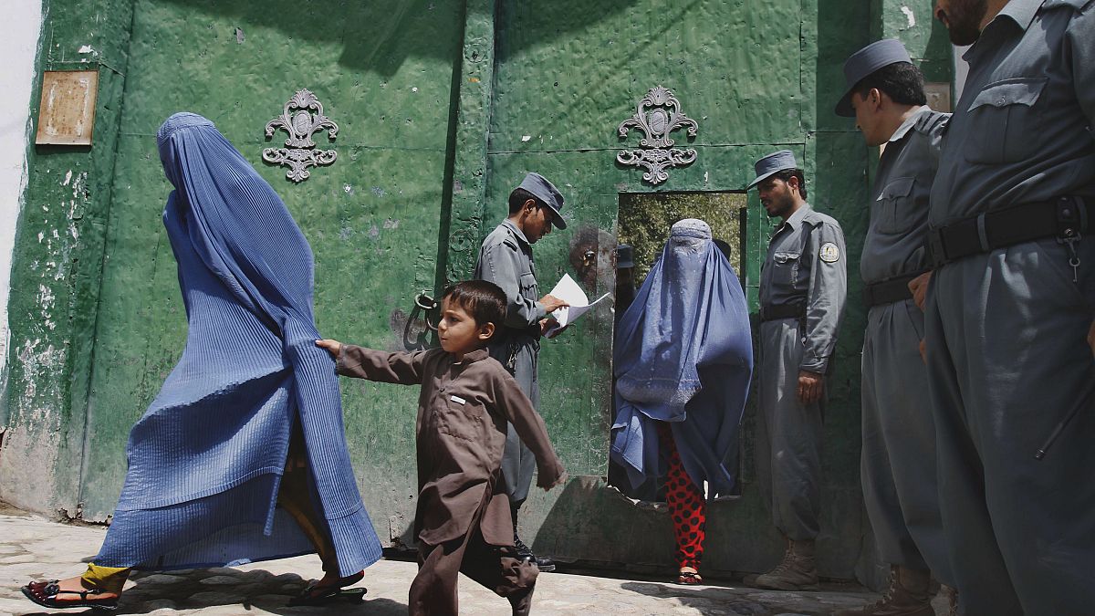 کرونا در افغانستان: زنان در زندان هرات شورش کردند