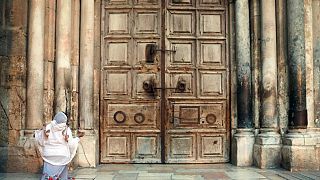 COVID-19: «Λουκέτο» στον Πανάγιο Τάφο έπειτα από 671 χρόνια