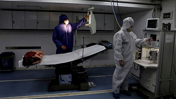 İran'da yeni doğan bebekte Covid-19 tespit edildi, destek ünitesi olmadan nefes alabiliyor İran'da yeni doğan bebekte Covid-19 tespit edildi, destek ünitesi olmadan nefes alabiliyor