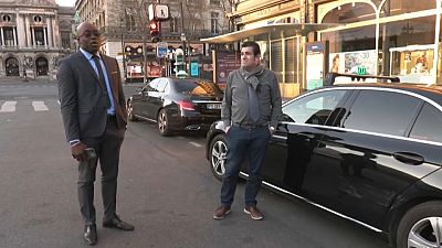 Nyugat-Európa: 80%-os forgalomcsökkenésre panaszkodnak a taxisok