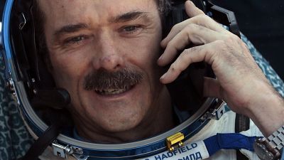 Chris Hadfield returns from the ISS