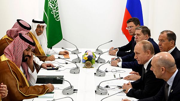 ترامب يعلن استعداده للتوسط في الخلاف النفطي بين روسيا والسعودية ترامب يعلن استعداده للتوسط في الخلاف النفطي بين روسيا والسعودية
