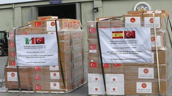 Türkiye, yeni tip koronavirüsle mücadeleye destek amacıyla İspanya ve İtalya'ya tıbbi yardım gönderdi Türkiye, yeni tip koronavirüsle mücadeleye destek amacıyla İspanya ve İtalya'ya tıbbi yardım gönderdi