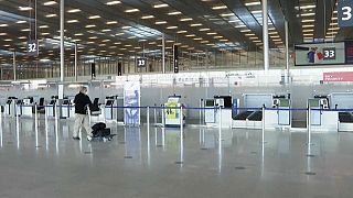 Az utasjogok rugalmasabbá tételével segítheti az EU a légitársaságokat