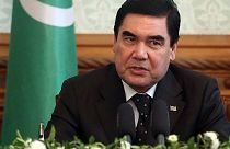 Türkmenisztánban szó szerint betiltották a koronavírust