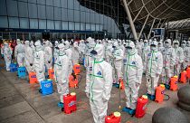 كورونا: الإغلاق الذي فرضته الصين على ووهان مصدر الفيروس منع إصابة 700 ألف شخص