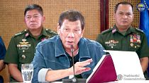 رئیس جمهوری فیلیپین به ناقضان قرنطینه: خودم خاکتان می‌کنم