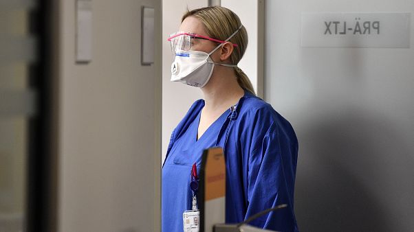 İngiliz Tabipler Birliği öngörüsü: Doktorlar Covid-19 hastaları arasında tercihe zorlanabilir İngiliz Tabipler Birliği öngörüsü: Doktorlar Covid-19 hastaları arasında tercihe zorlanabilir