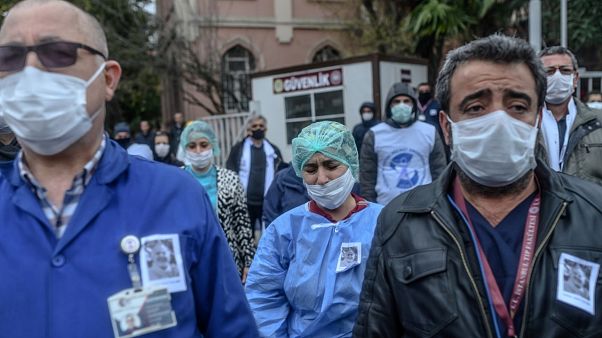 Covid-19 salgını ile ilgili Türkiye'deki son gelişmeler Covid-19 salgını ile ilgili Türkiye'deki son gelişmeler