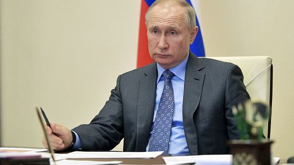 Выходные в России продлеваются до конца апреля Выходные в России продлеваются до конца апреля