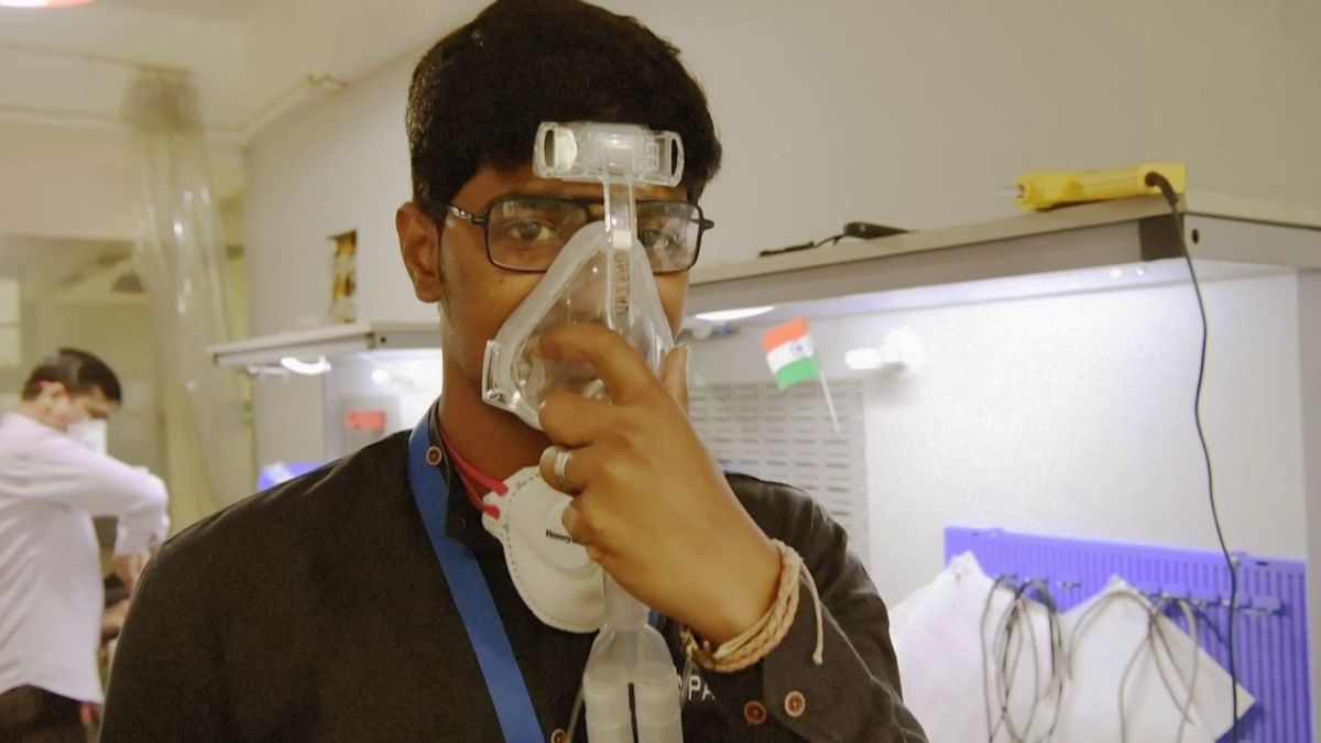 بدأ مختبر أبحاث في الهند بإنتاج وحدات مساعدة على التنفس قد تنقذ أرواح الملايين