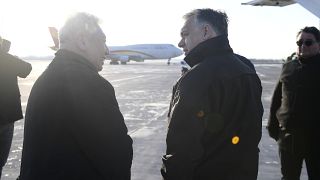 Orbán Viktor a Liszt Ferenc-repülőtéren március 24-én
