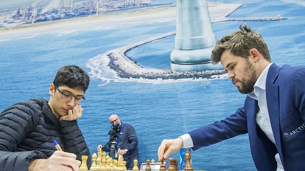 CARLSEN, Magnus; Firuzdzsa, Alireza CARLSEN, Magnus; Firuzdzsa, Alireza