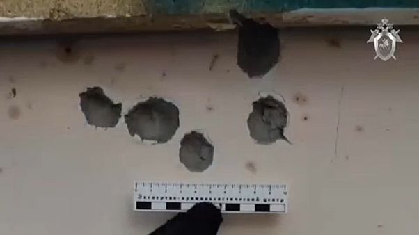 Polizist vermisst Einschusslöcher nach der Schießerei Polizist vermisst Einschusslöcher nach der Schießerei