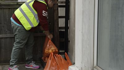 Las ONG británicas piden socorro al Gobierno ante la falta de ingresos